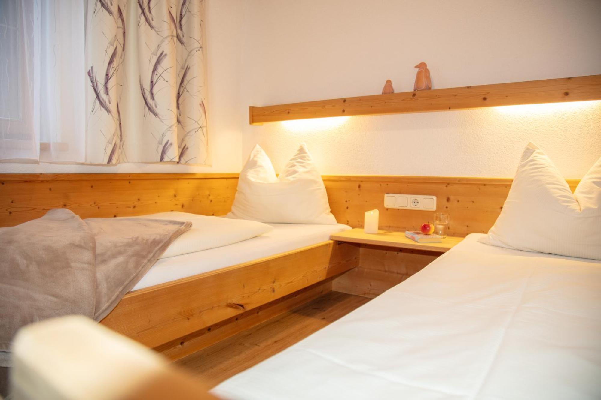 Ferienwohnungen Wolf Holzgau Exterior foto
